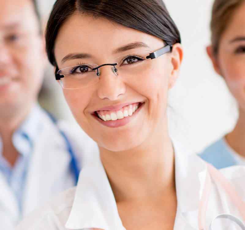 https://www.cannabiscareclinic.com/wp-content/uploads/2019/01/doctor_01.jpg